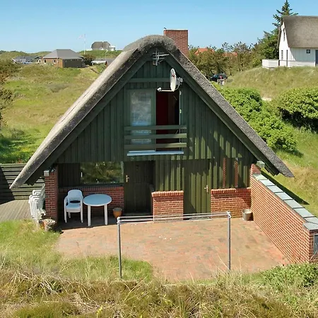 Tofi - 400m From The Sea By Interhome *